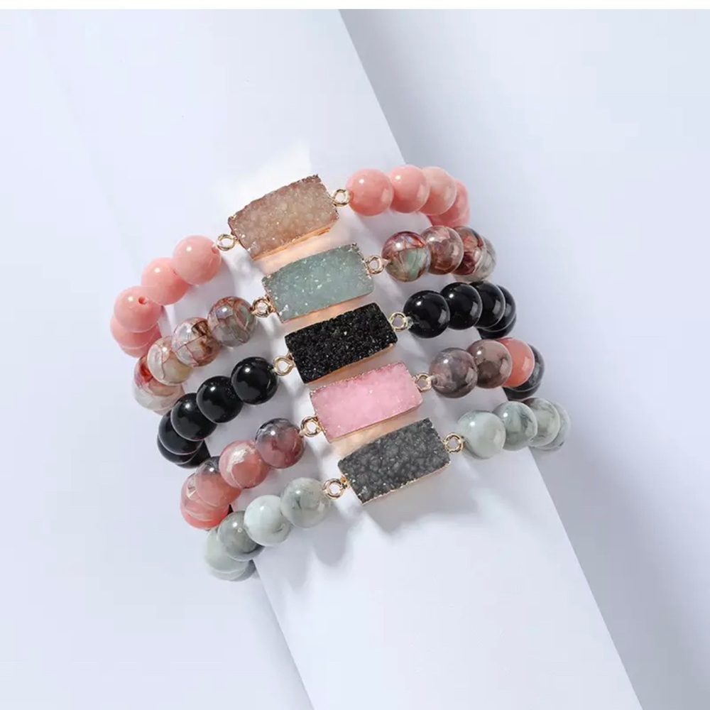 Beaded Large Stone Bracelet